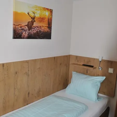 Gasthof Kampenwand Bernau 3* بيرناو ام شيمسي